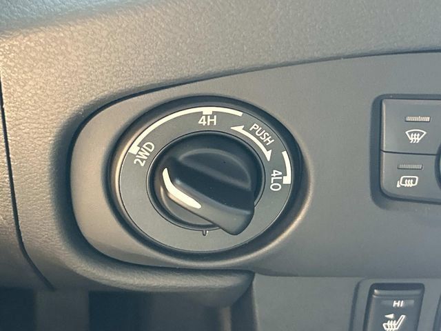 Used 2024 Nissan Frontier PRO-4X w/ Pro Convenience Package AWD/4WD image 27
