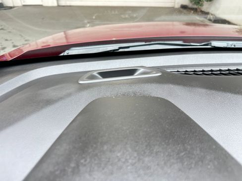 Used 2025 Chevrolet TrailBlazer LT image 34