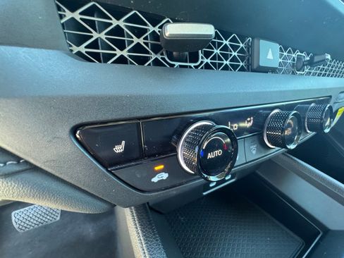 Used 2025 Honda Accord SE image 15