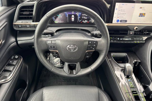 Certified 2026 Toyota Crown AWD/4WD image 16