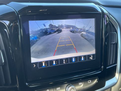Used 2021 Chevrolet Traverse Premier w/ Redline Edition FWD image 37