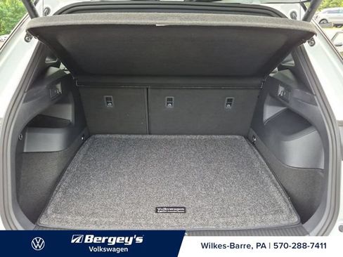 New 2026 Volkswagen Tiguan SE R-Line AWD/4WD image 25