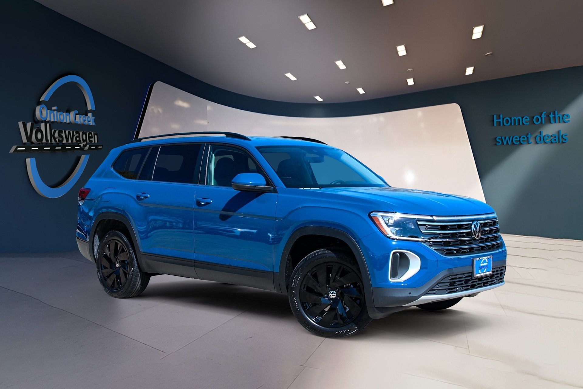 Certified 2026 Volkswagen Atlas SE FWD image 2