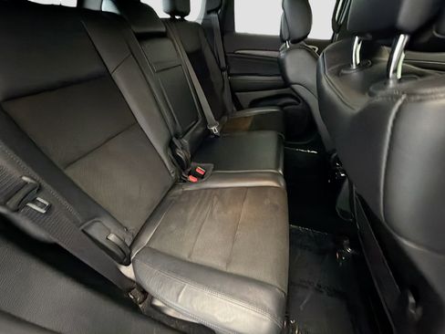 Used 2019 Jeep Grand Cherokee Laredo w/ Laredo X Package image 14