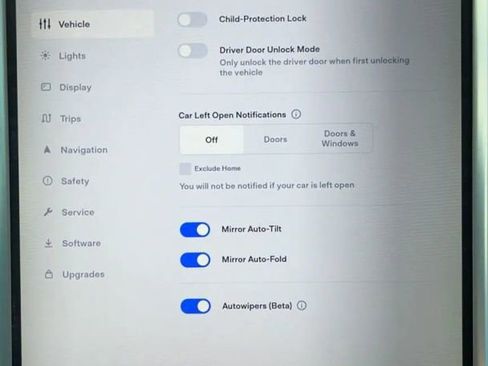 Used 2018 Tesla Model S 75D image 17