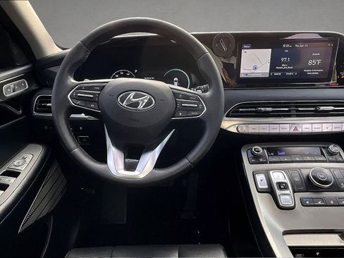 Used 2021 Hyundai Palisade Limited FWD image 8