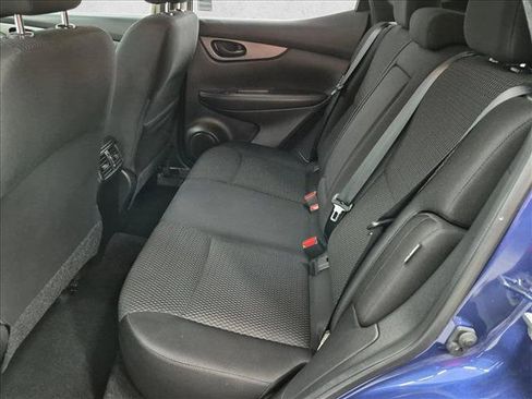 Used 2020 Nissan Rogue Sport S w/ Appearance Package FWD image 18