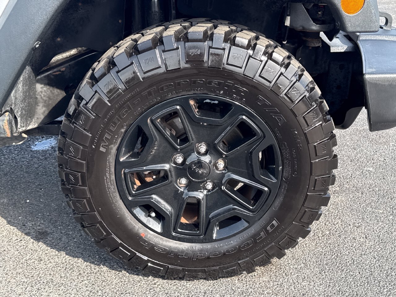 Used 2017 Jeep Wrangler Sport AWD/4WD image 9