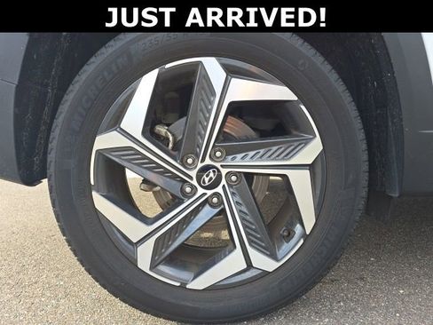 Certified 2024 Hyundai Tucson Limited AWD/4WD image 6