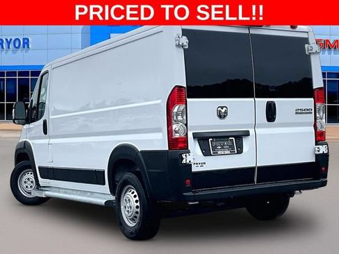 Used 2025 RAM ProMaster 2500 w/ U-Haul Equipment Group FWD image 4
