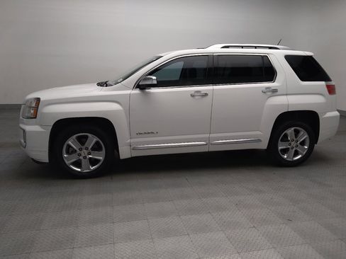 Used 2016 GMC Terrain Denali FWD image 2
