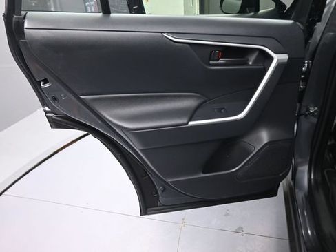 Used 2025 Toyota RAV4 LE AWD/4WD image 18