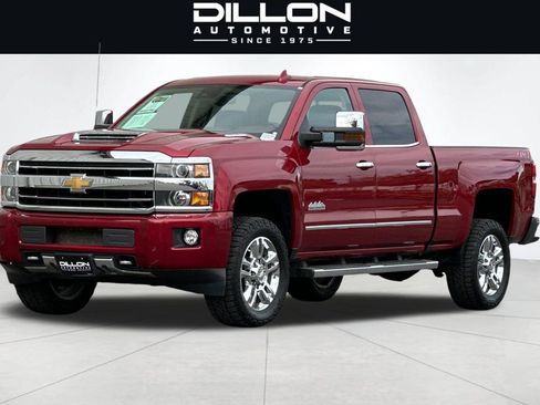 Used 2019 Chevrolet Silverado 2500 High Country w/ Duramax Plus Package AWD/4WD image 8