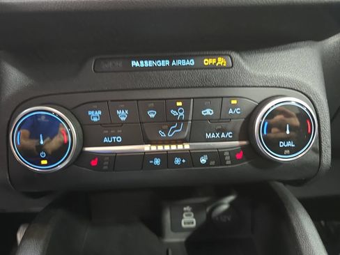 Used 2024 Ford Escape Active AWD/4WD image 22