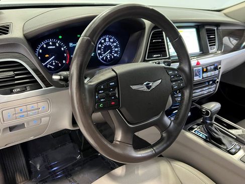 Used 2018 Genesis G80 3.8 image 25