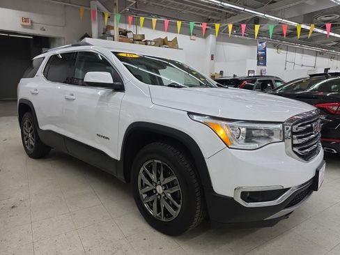Used 2018 GMC Acadia SLT image 1
