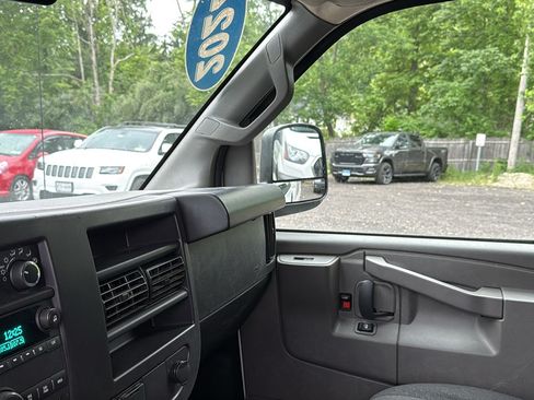 Used 2024 Chevrolet Express 2500 w/ Driver Convenience Package RWD image 21