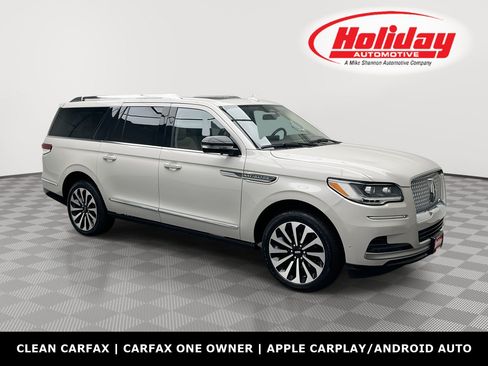 Used 2023 Lincoln Navigator L Reserve AWD/4WD image 1