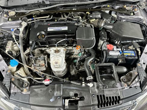 Used 2014 Honda Accord Sport image 27
