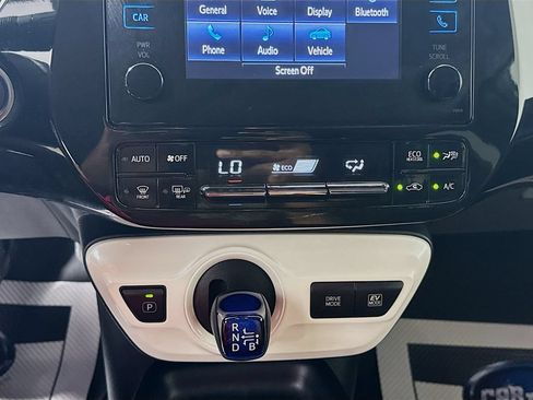Certified 2018 Toyota Prius Two w/ Prius Two Safety Plus Package FWD image 15
