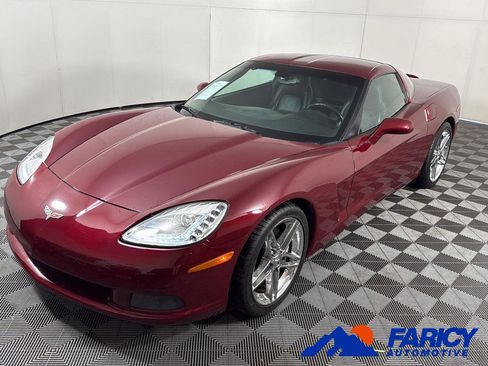 Used 2006 Chevrolet Corvette Coupe w/ Preferred Equipment Group RWD image 1