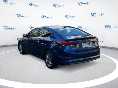 Used 2017 Hyundai Elantra SE w/ SE A/T Tech Package 03 FWD image 3