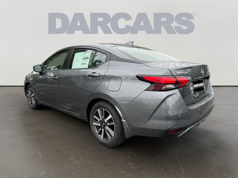 Used 2025 Nissan Versa SV w/ Trunk Package image 5