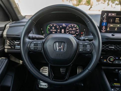 Used 2025 Honda Accord Sport image 22