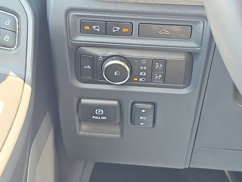 Used 2024 Ford F150 Lariat w/ Equipment Group 502A High AWD/4WD image 35