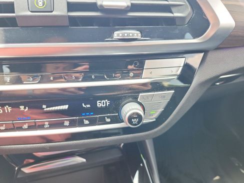Used 2021 BMW X3 xDrive30e w/ Executive Package AWD/4WD image 21