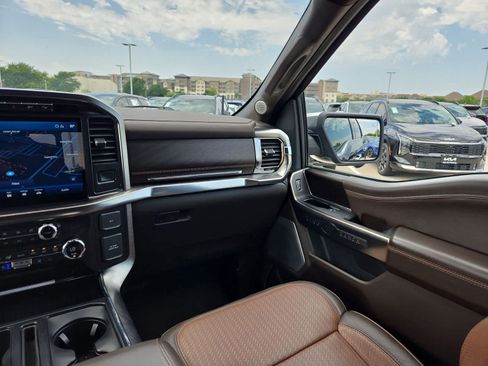 Used 2021 Ford F150 King Ranch w/ Equipment Group 601A High AWD/4WD image 5