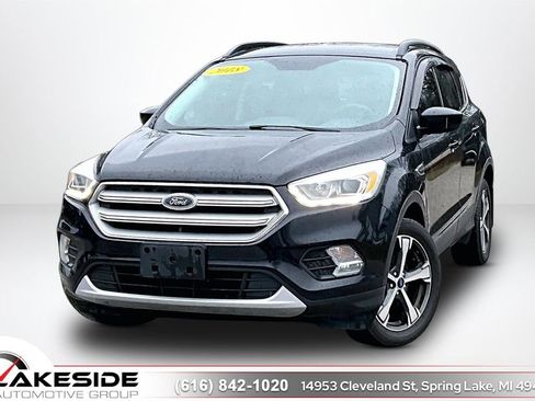 Used 2018 Ford Escape SEL image 1
