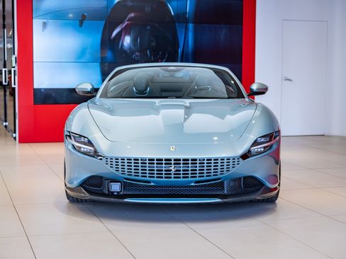 Used 2024 Ferrari Roma Spider image 2