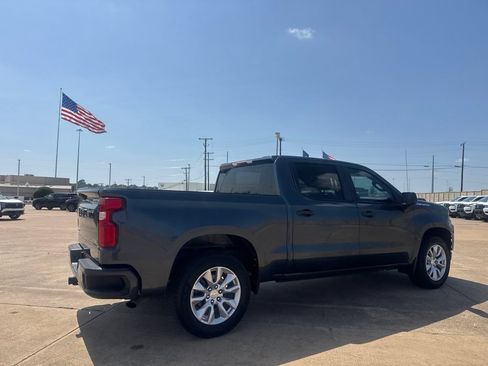 Used 2020 Chevrolet Silverado 1500 Custom w/ Custom Value Package RWD image 22