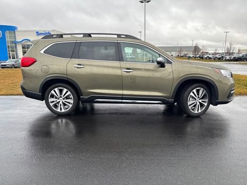 Used 2022 Subaru Ascent Touring image 2