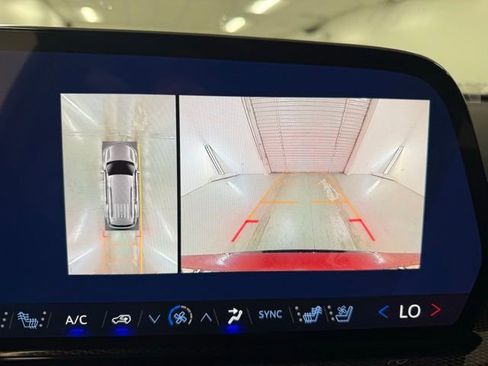 New 2026 Chevrolet Traverse High Country image 23