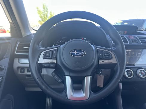 Used 2018 Subaru Forester 2.5i Premium AWD/4WD image 29