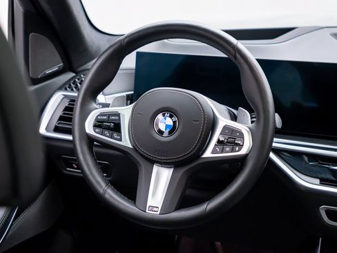 Certified 2026 BMW X7 xDrive40i AWD/4WD image 11