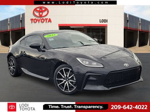 Used 2022 Toyota GR86 Base image 1