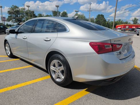 Used 2020 Chevrolet Malibu LS w/ LPO, Convenience Package 2 FWD image 5