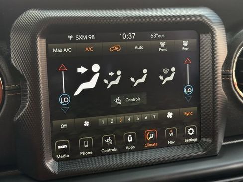 Used 2021 Jeep Wrangler Unlimited Sahara image 18