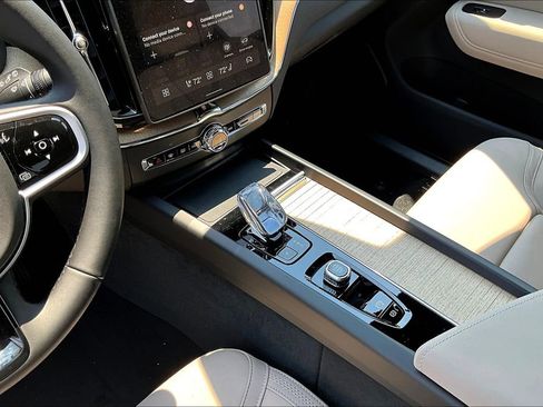 New 2026 Volvo XC60 T8 Plus w/ Protection Package Premier image 21