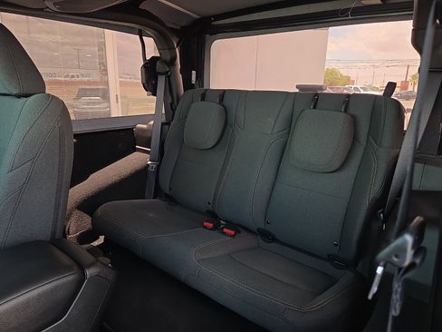 Used 2025 Jeep Wrangler Sport AWD/4WD image 6