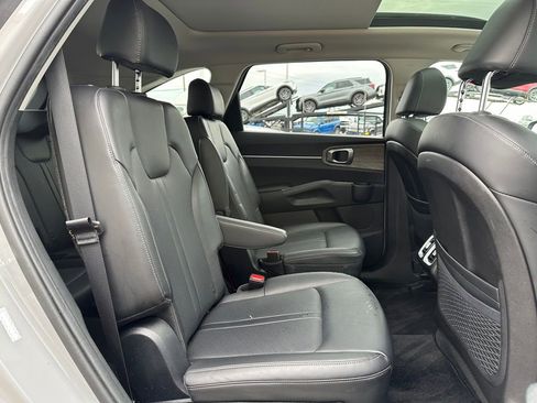 Certified 2023 Kia Sorento X-Line EX image 25