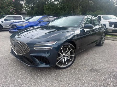 Used 2025 Genesis G70 2.5T RWD image 2