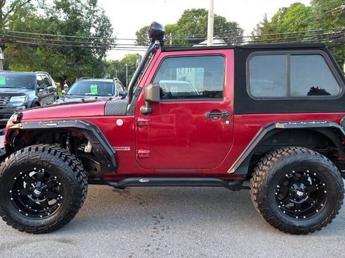 Used 2013 Jeep Wrangler Sport w/ Connectivity Group AWD/4WD image 9
