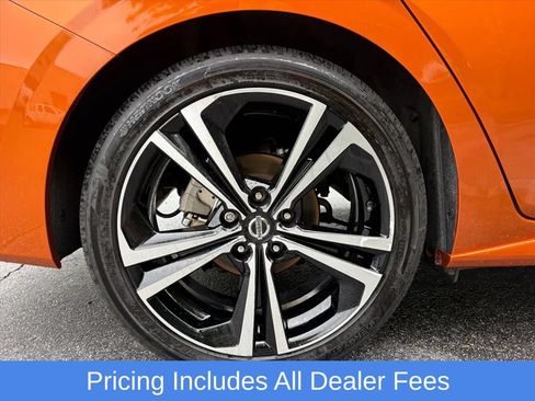 Certified 2022 Nissan Sentra SR w/ Lighting Package FWD image 27