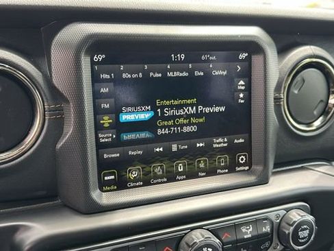 Used 2022 Jeep Gladiator Overland AWD/4WD image 15