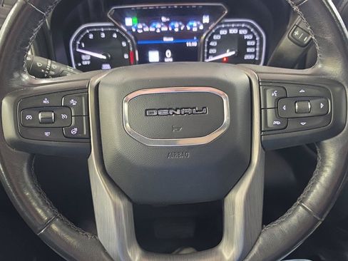 Used 2021 GMC Sierra 1500 Denali w/ Denali Ultimate Package AWD/4WD image 9