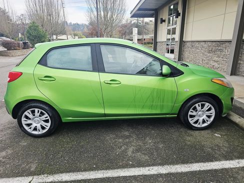 Used 2012 MAZDA MAZDA2 Sport image 6